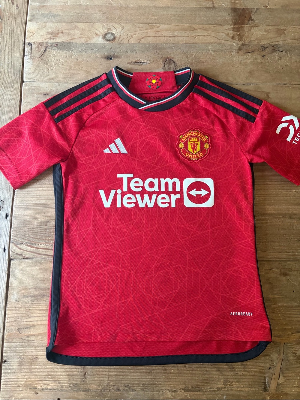 adidas Kids Manchester United Soccer Jersey with Black Trim - Small